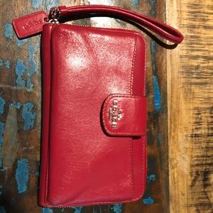 Leather Coach wallet/ wristlet